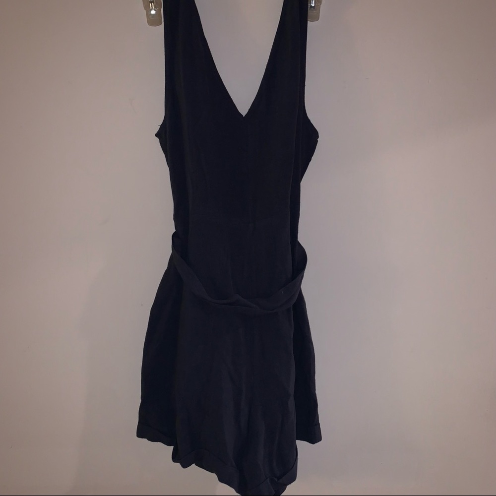 Vici Button Down Tie Waist Navy Romper Size Med - Picture 9 of 16